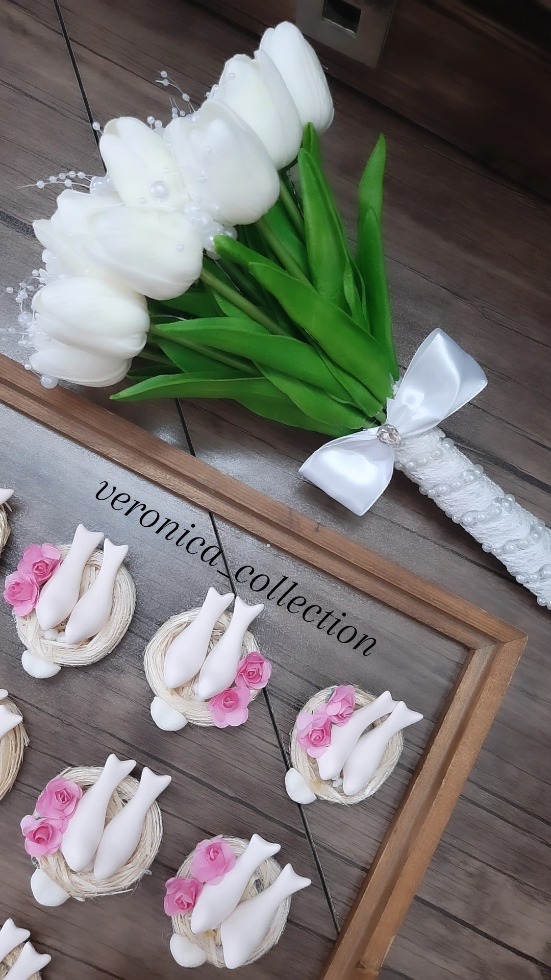 دسته گل 18 شاخه لاله